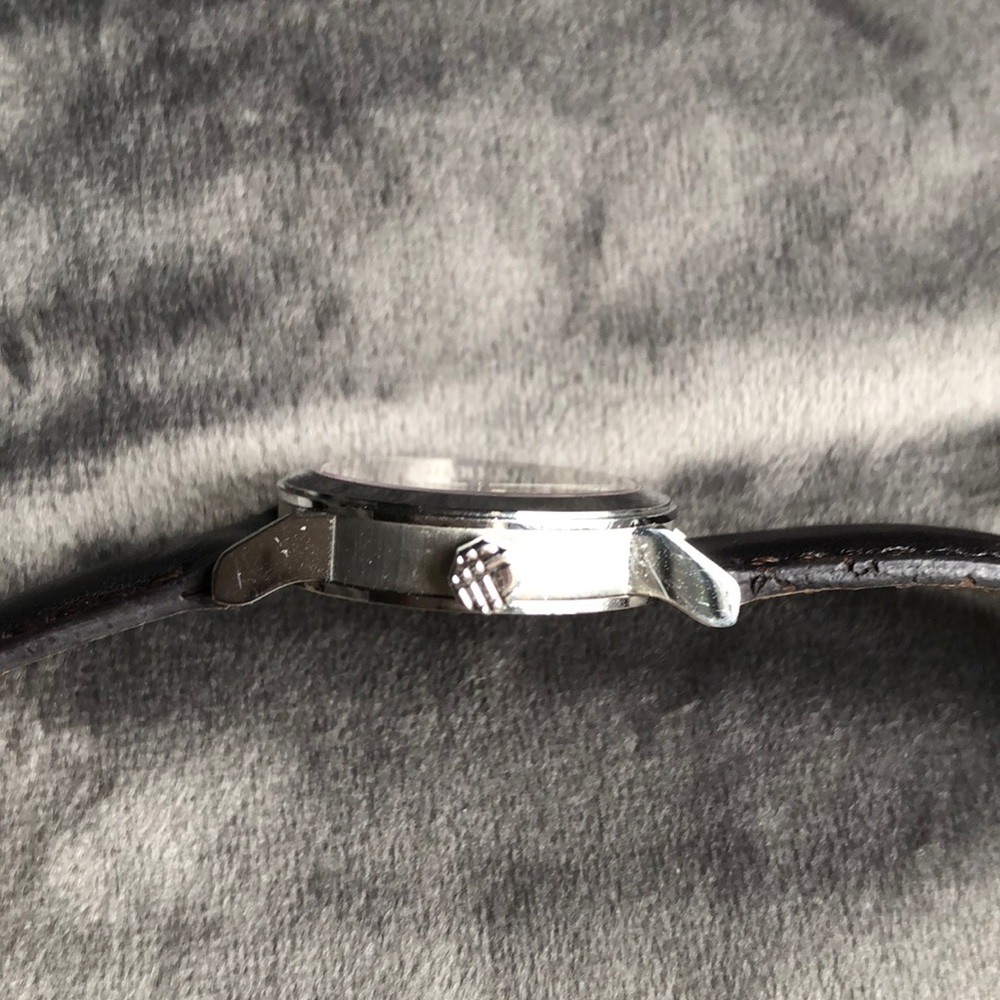 Burberry watch, dark brown original leather band - Picture 9 of 13